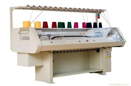 How to quickly learn to operate computerized knitting machines