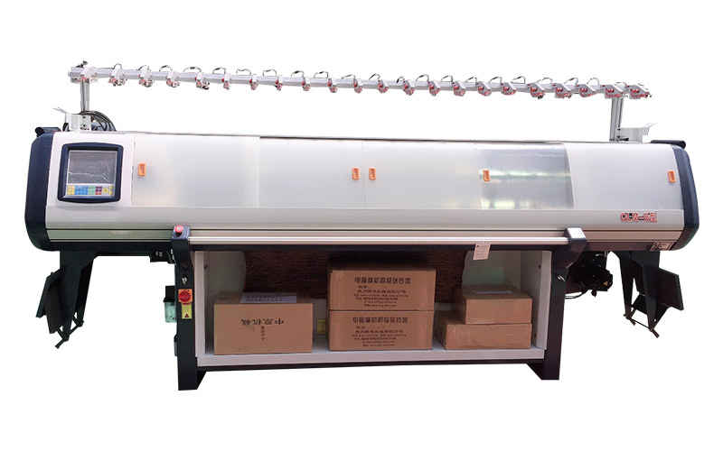What are the lubrication and dust removal functions of the knitting machine?